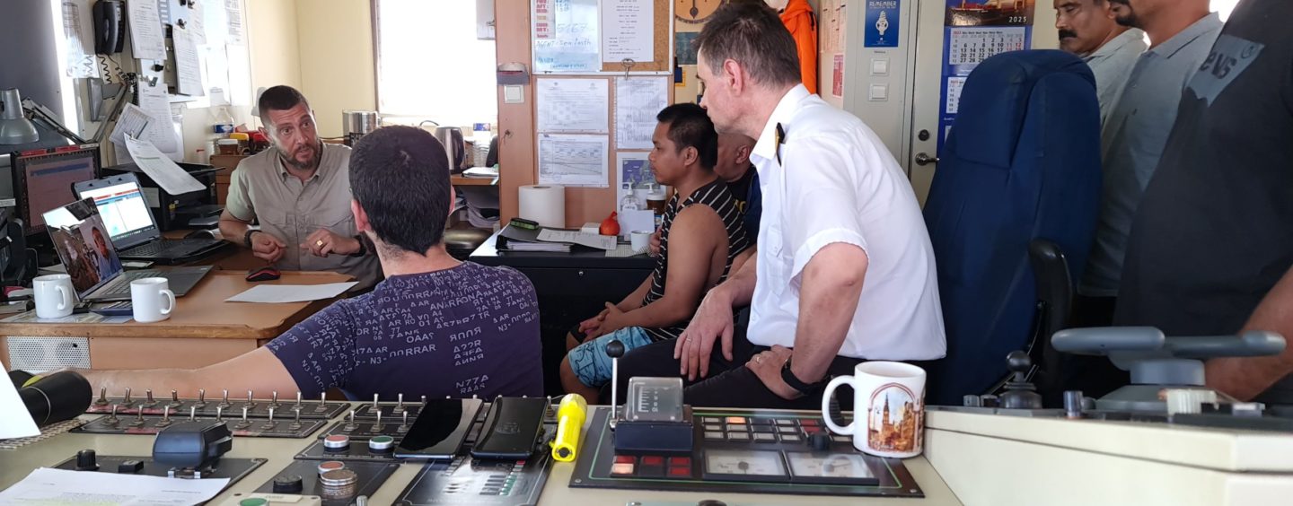 CRIMARIO-team-providing-a-tailored-training-session-on-IORIS-scaled-1440x564_c